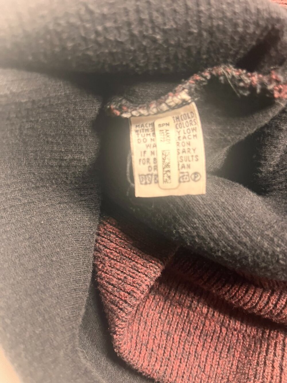 Tommy Bahama Mens XL V-Neck Sweater Rust Burgundy Ribbed Knit Cotton Pullover - Picture 7 of 8